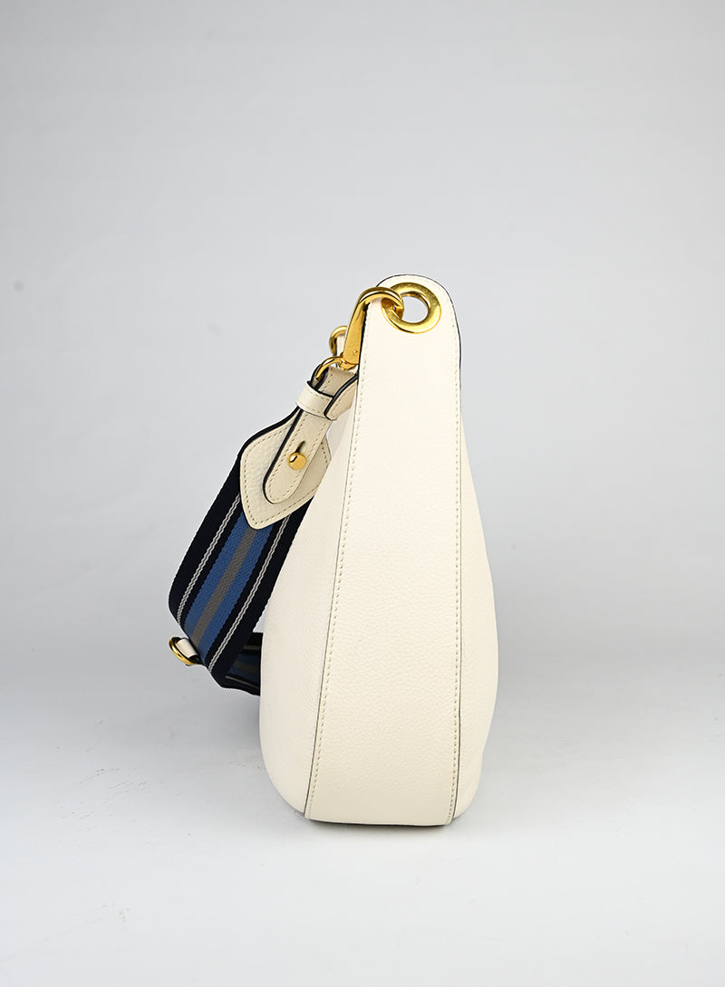 Prada in pelle martellata bianca - lesleyluxuryvintage