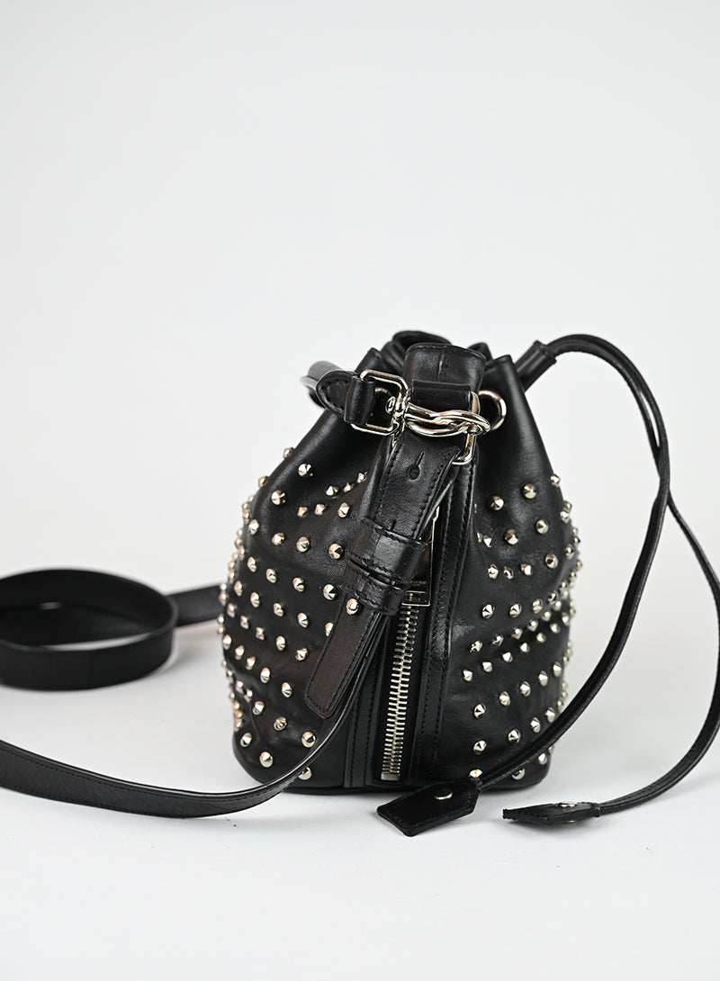 Saint Laurent Borsa a secchiello in pelle nera