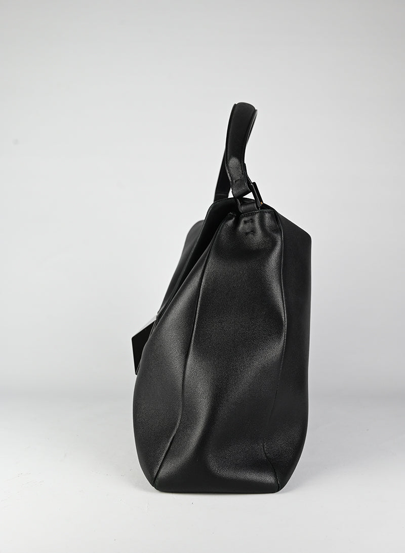Valentino Borsa in pelle nera con maxi stud