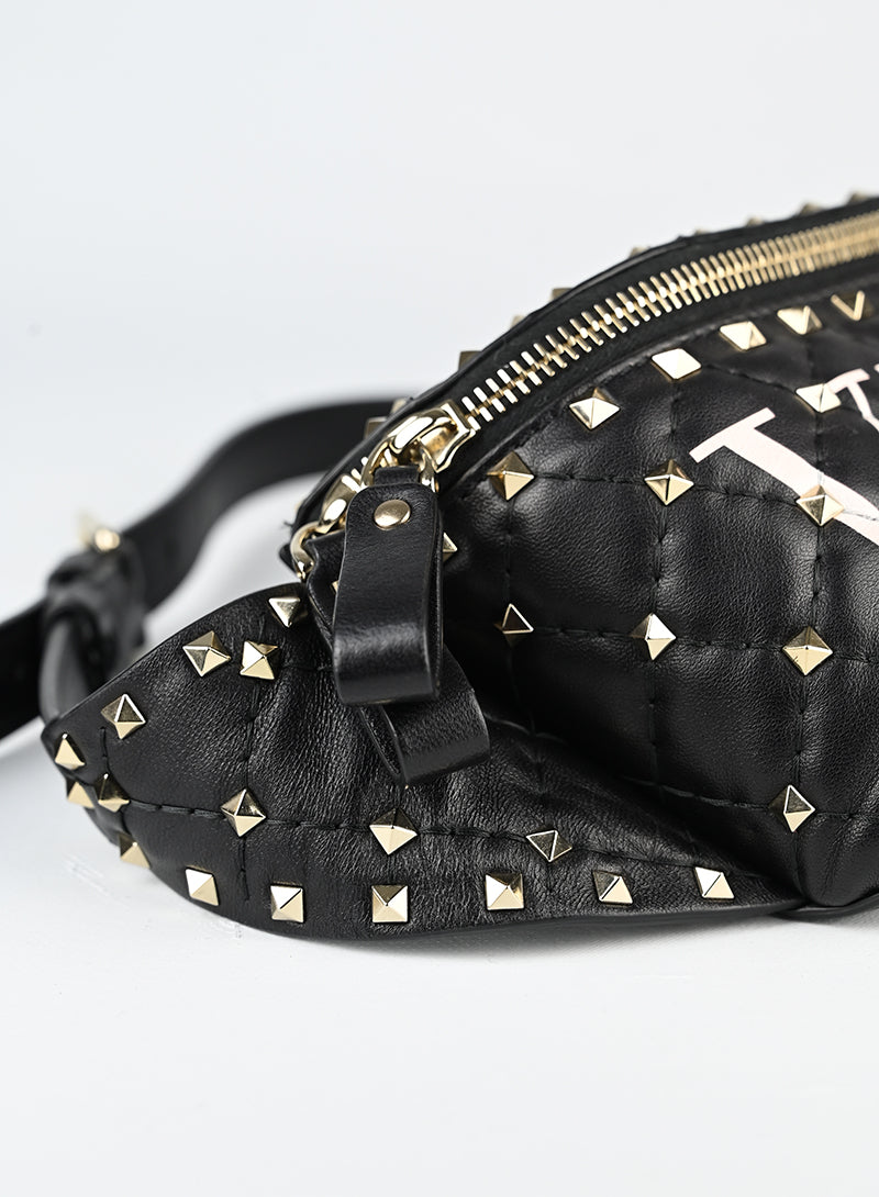 Valentino Marsupio Spike in pelle nera