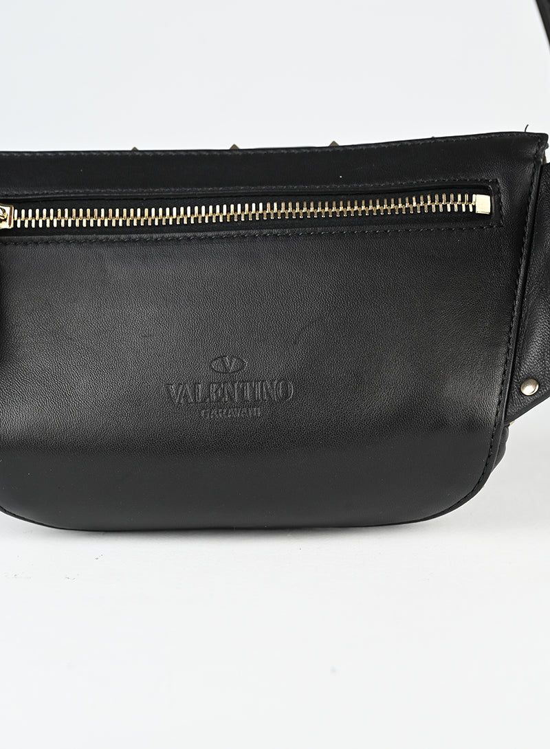 Valentino Marsupio Spike in pelle nera