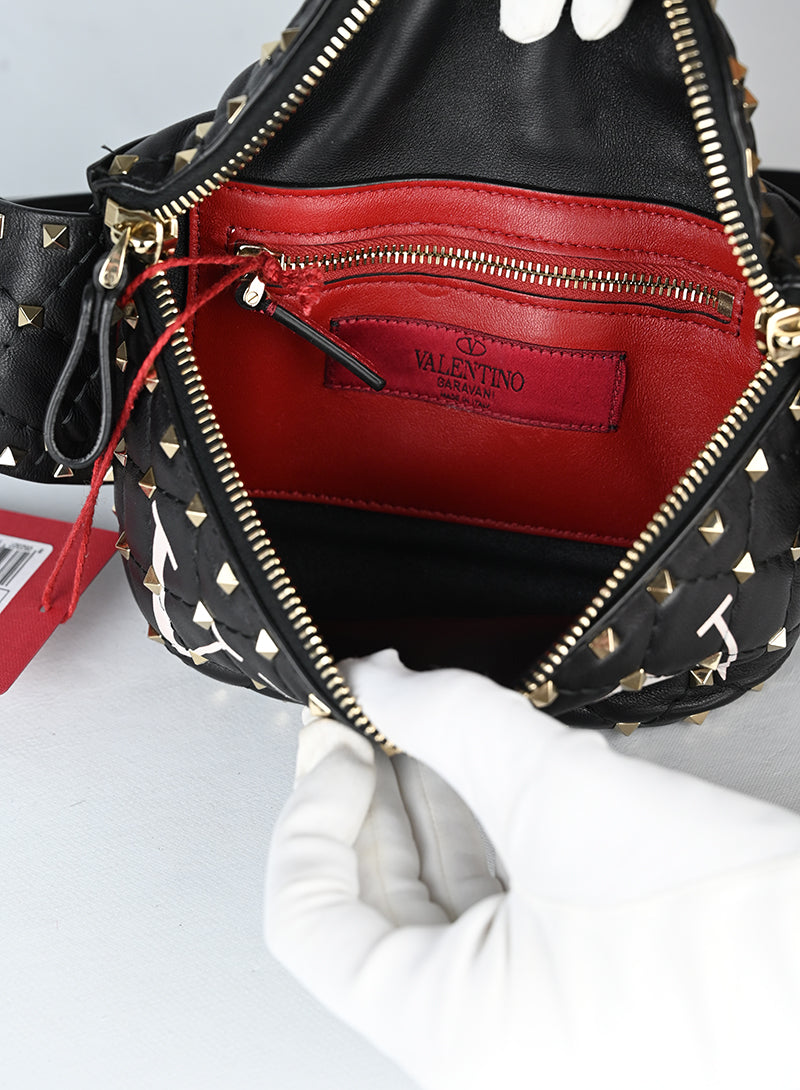 Valentino Marsupio Spike in pelle nera