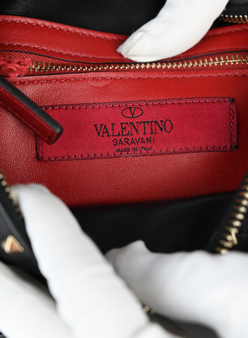 Valentino Marsupio Spike in pelle nera