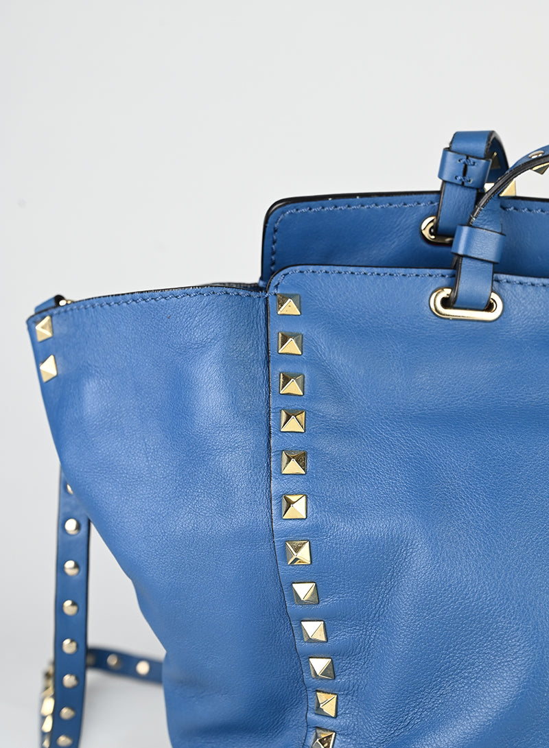 Valentino Borsa Rockstud in pelle blu