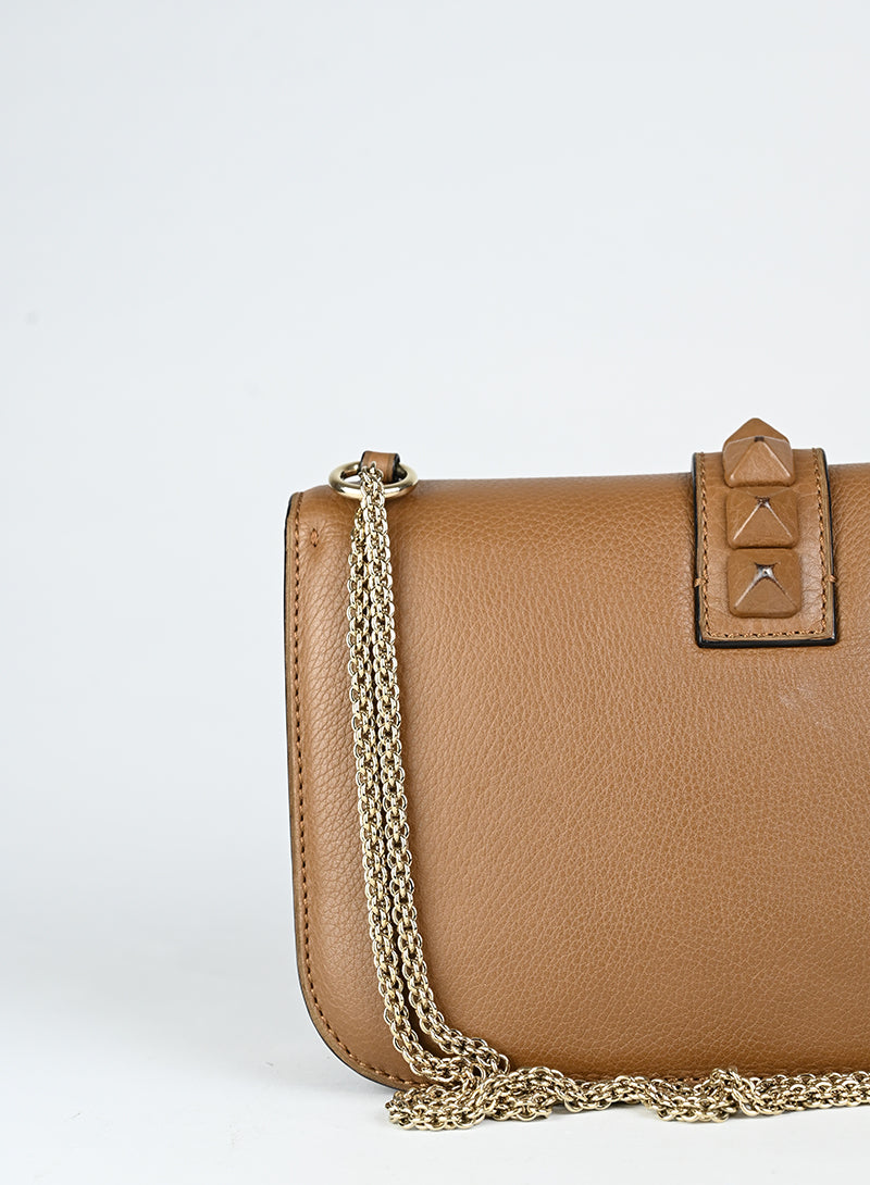 Valentino Borsa Rockstud Glam Lock in pelle marrone