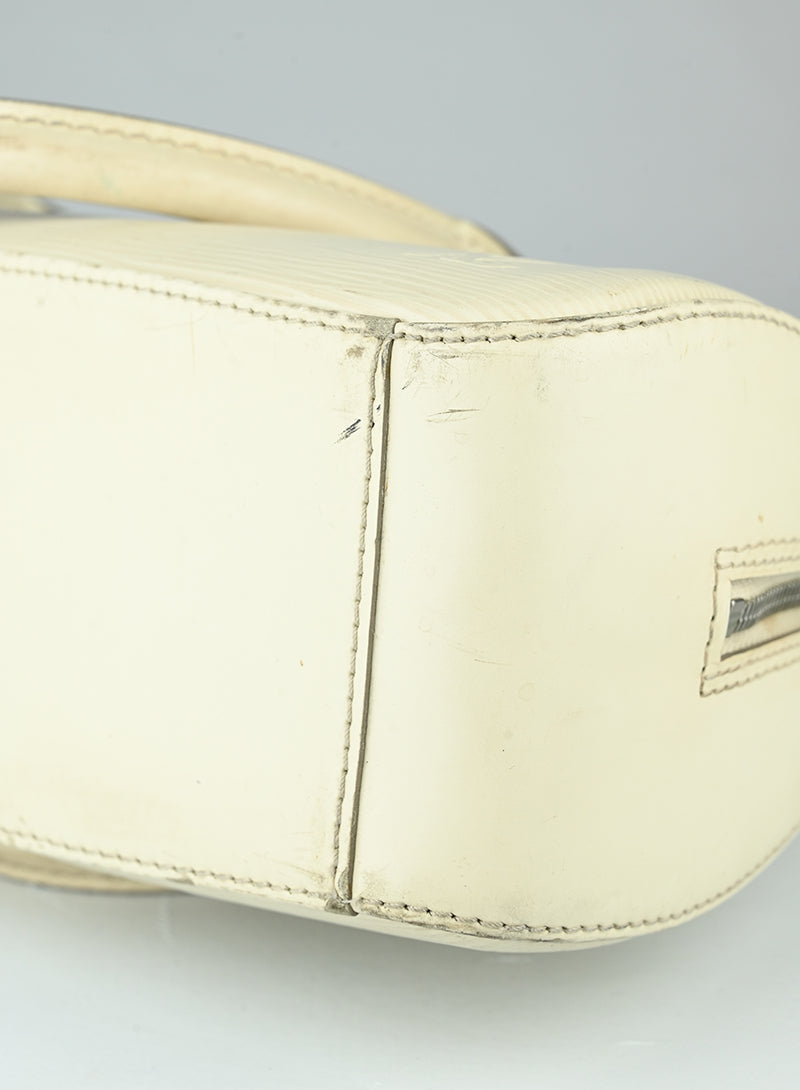 Louis Vuitton Bauletto in pelle Epi bianco