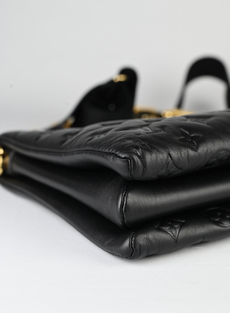 Louis Vuitton Borsa Coussin MM in pelle nera