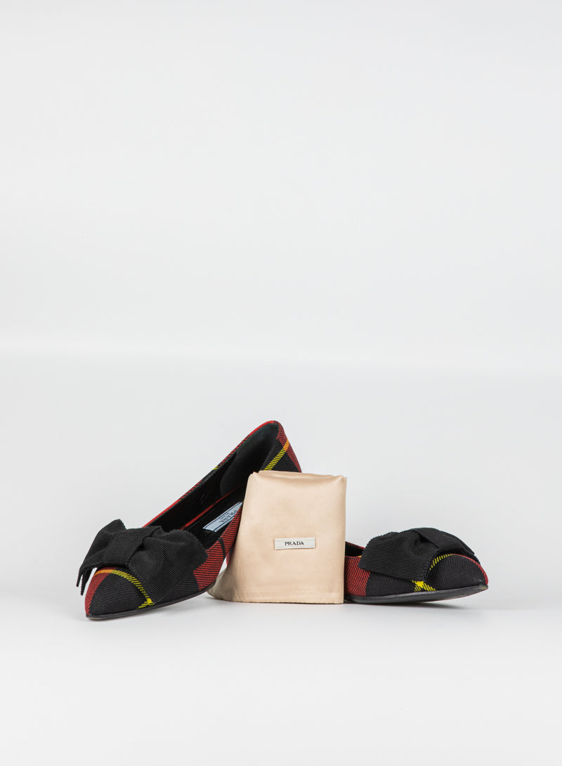 Prada Ballerine in tartan rosso con fiocco - N. 36 ½