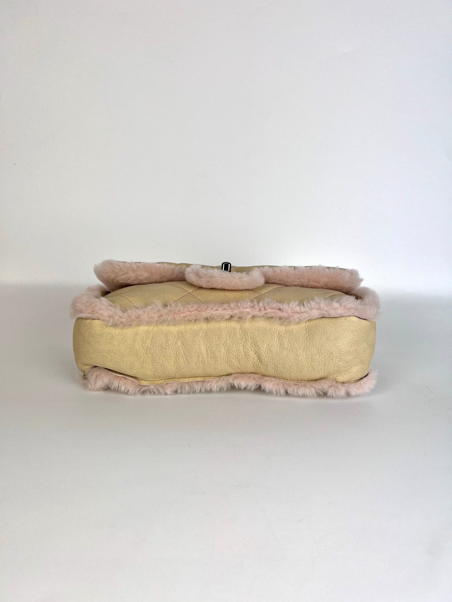 Chanel Borsa 2.55 in pelle beige profili montone rosa