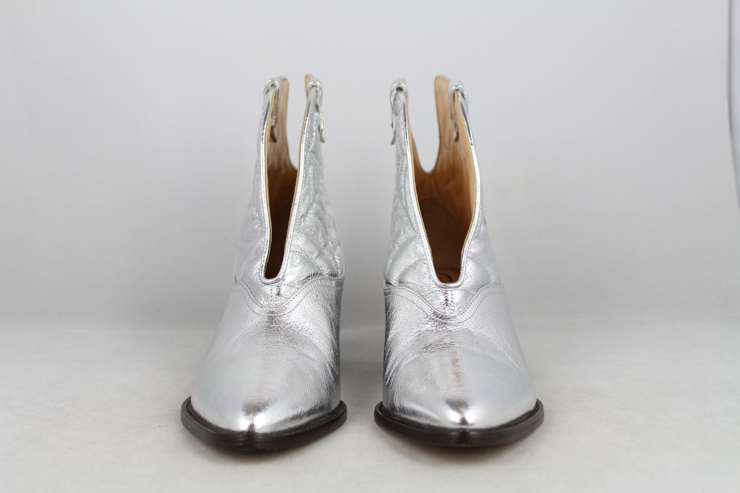 Charlotte Olympia Stivaletti texani argento - N. 36 ½ - lesleyluxuryvintage