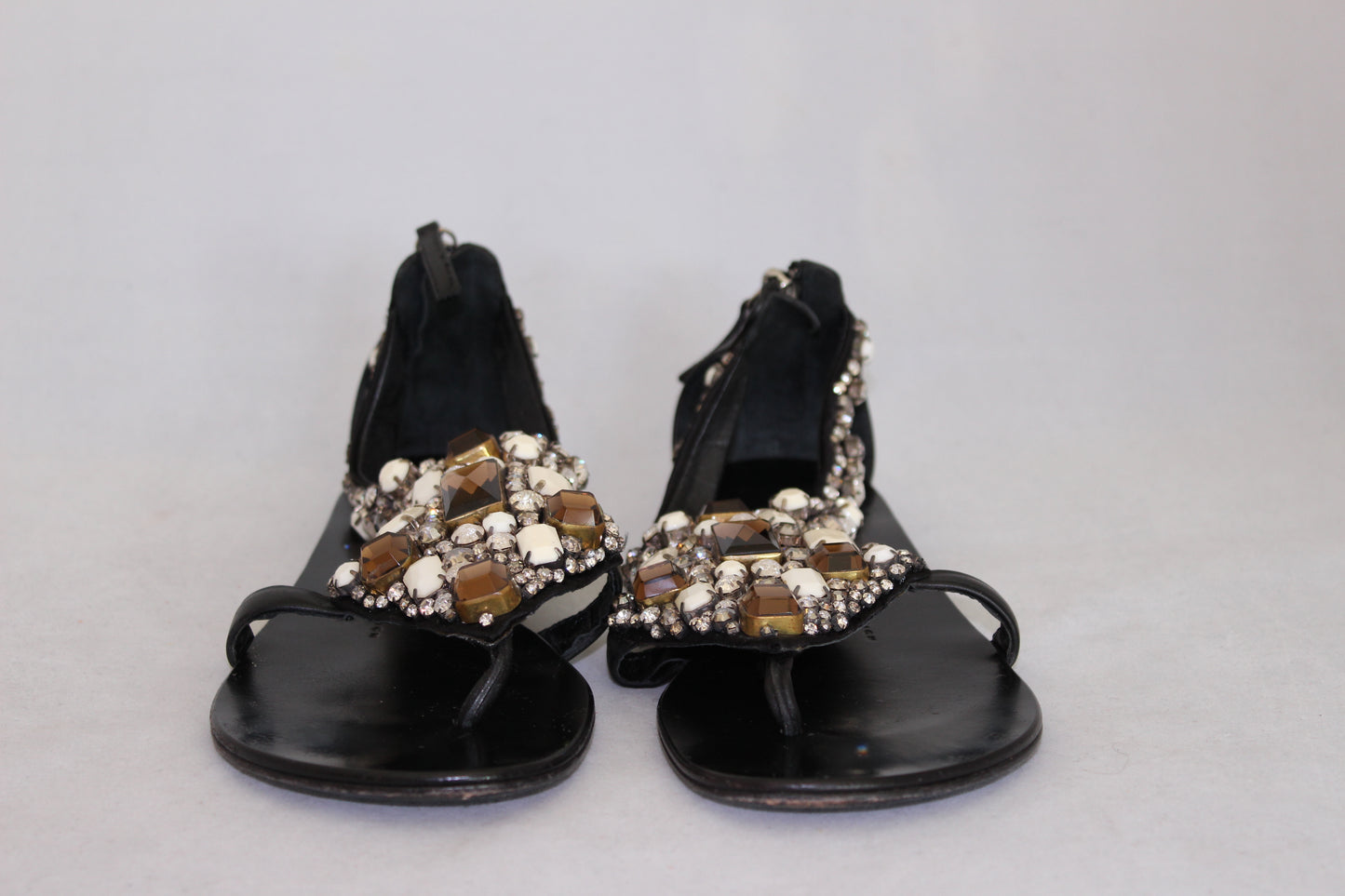 Zanotti Sandali infradito flat neri con applicazione strass - N. 37 - lesleyluxuryvintage