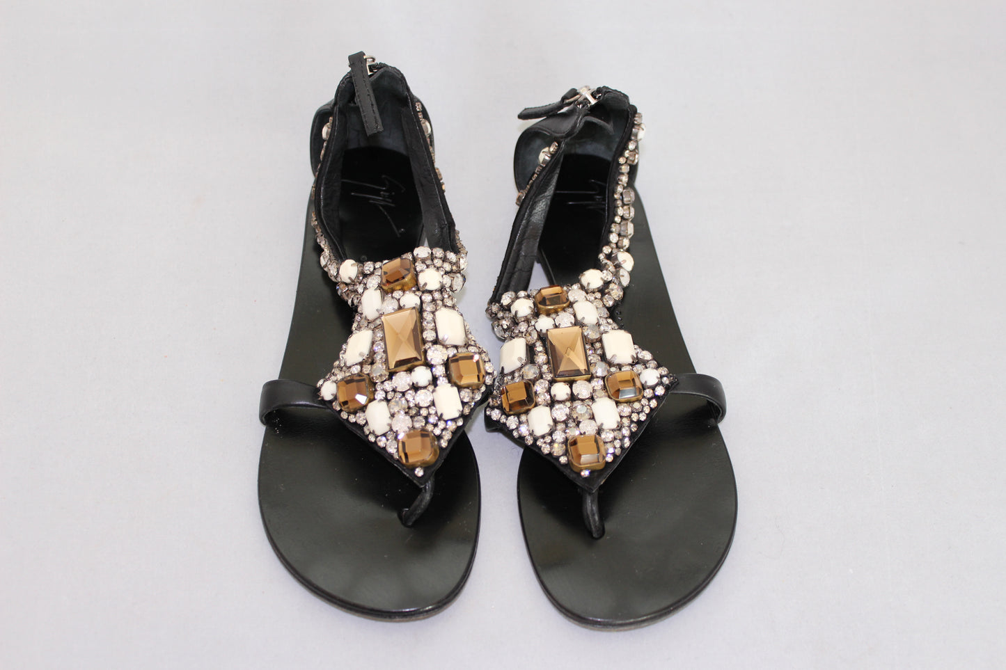 Zanotti Sandali infradito flat neri con applicazione strass - N. 37 - lesleyluxuryvintage