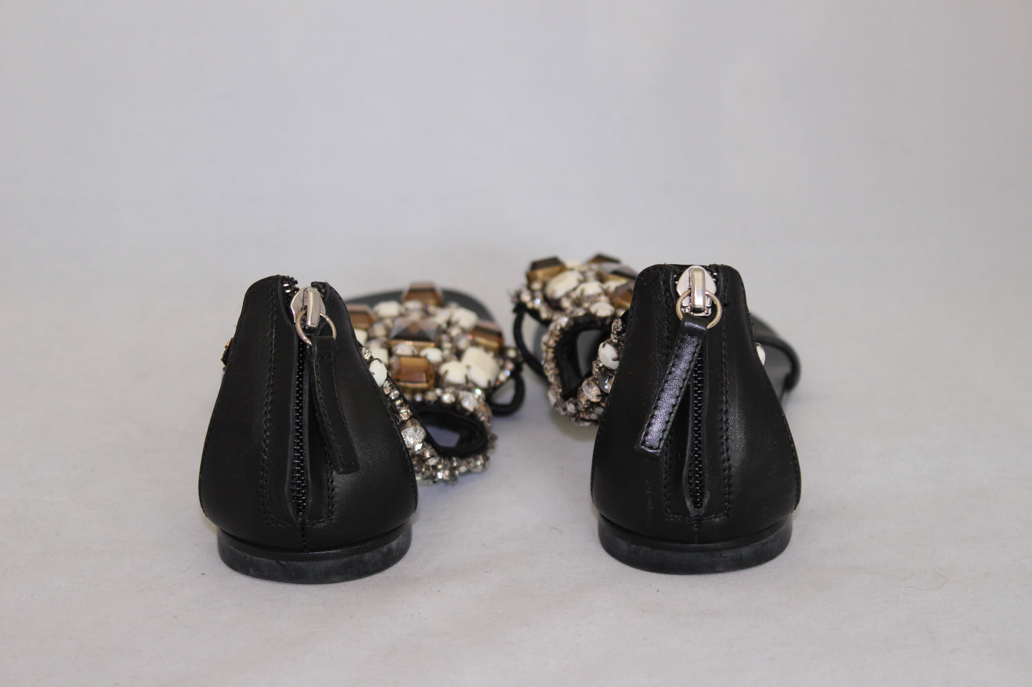 Zanotti Sandali infradito flat neri con applicazione strass - N. 37 - lesleyluxuryvintage
