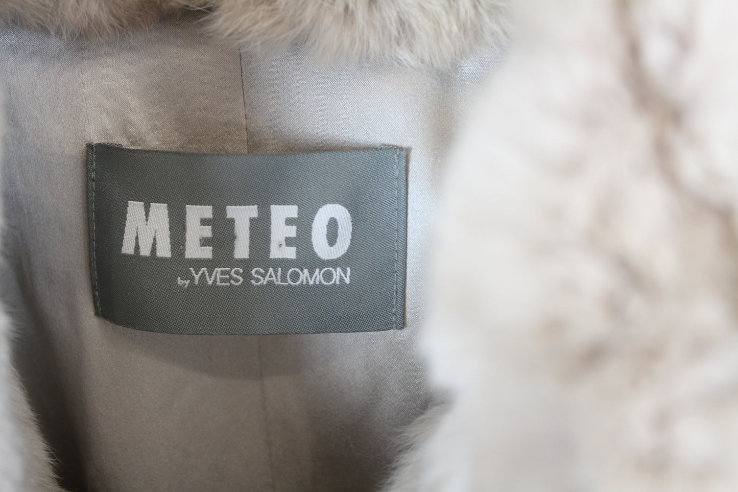Yves Salomon Pelliccia Meteo color miele manica corta - Tg. 42 - lesleyluxuryvintage