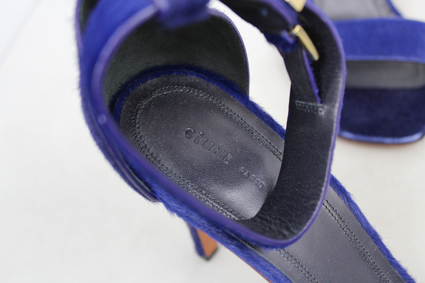 Celine Sandali con tacco in cavallino blu con cinturino - N. 40