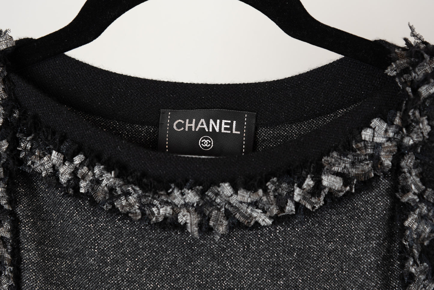 Chanel Abito a tubino grigio melange in lurex e cashmere - Tg. 40 - lesleyluxuryvintage