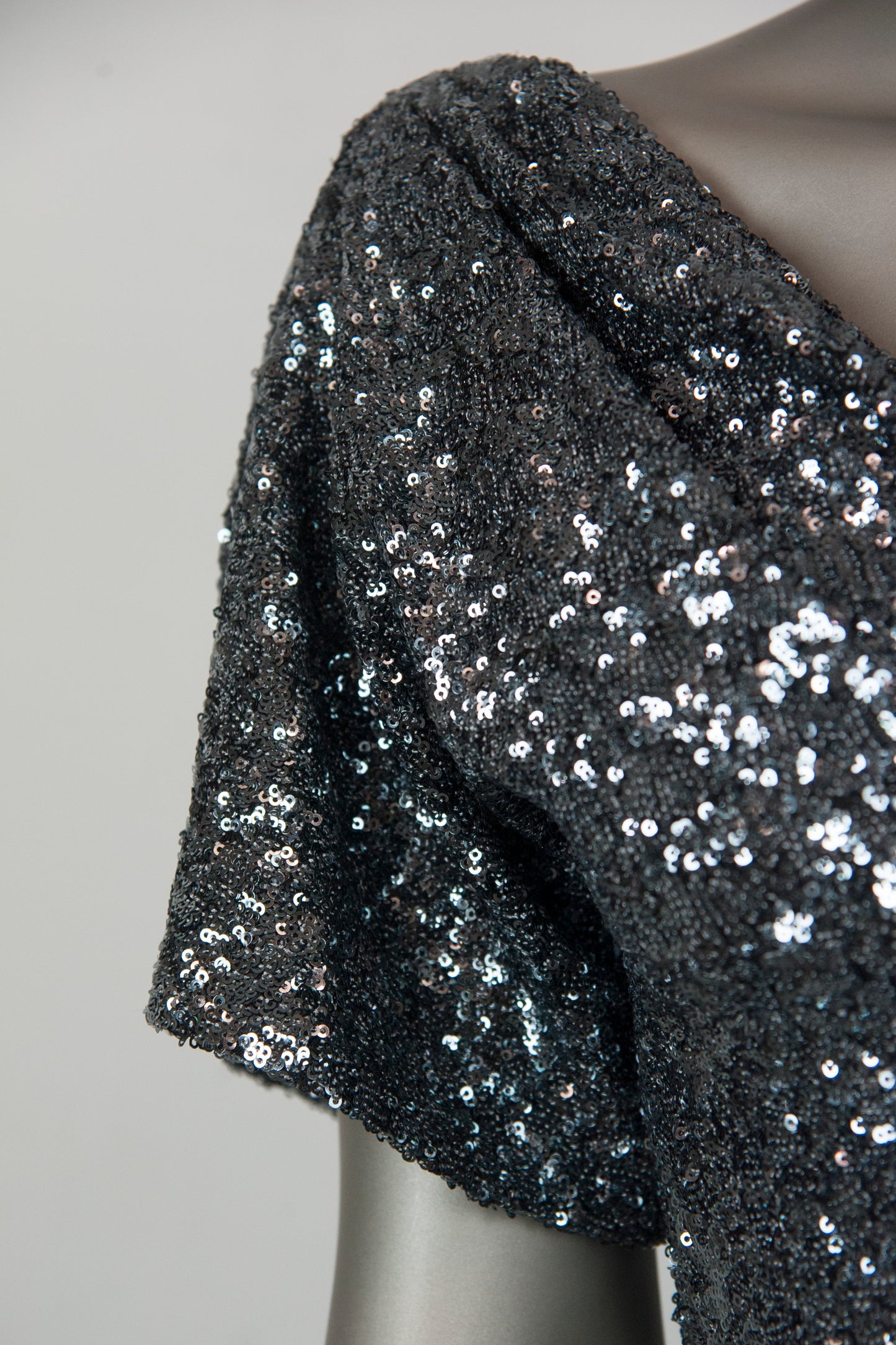 N°21 Abito con pailettes argento a maniche corte - Tg. 40 - lesleyluxuryvintage