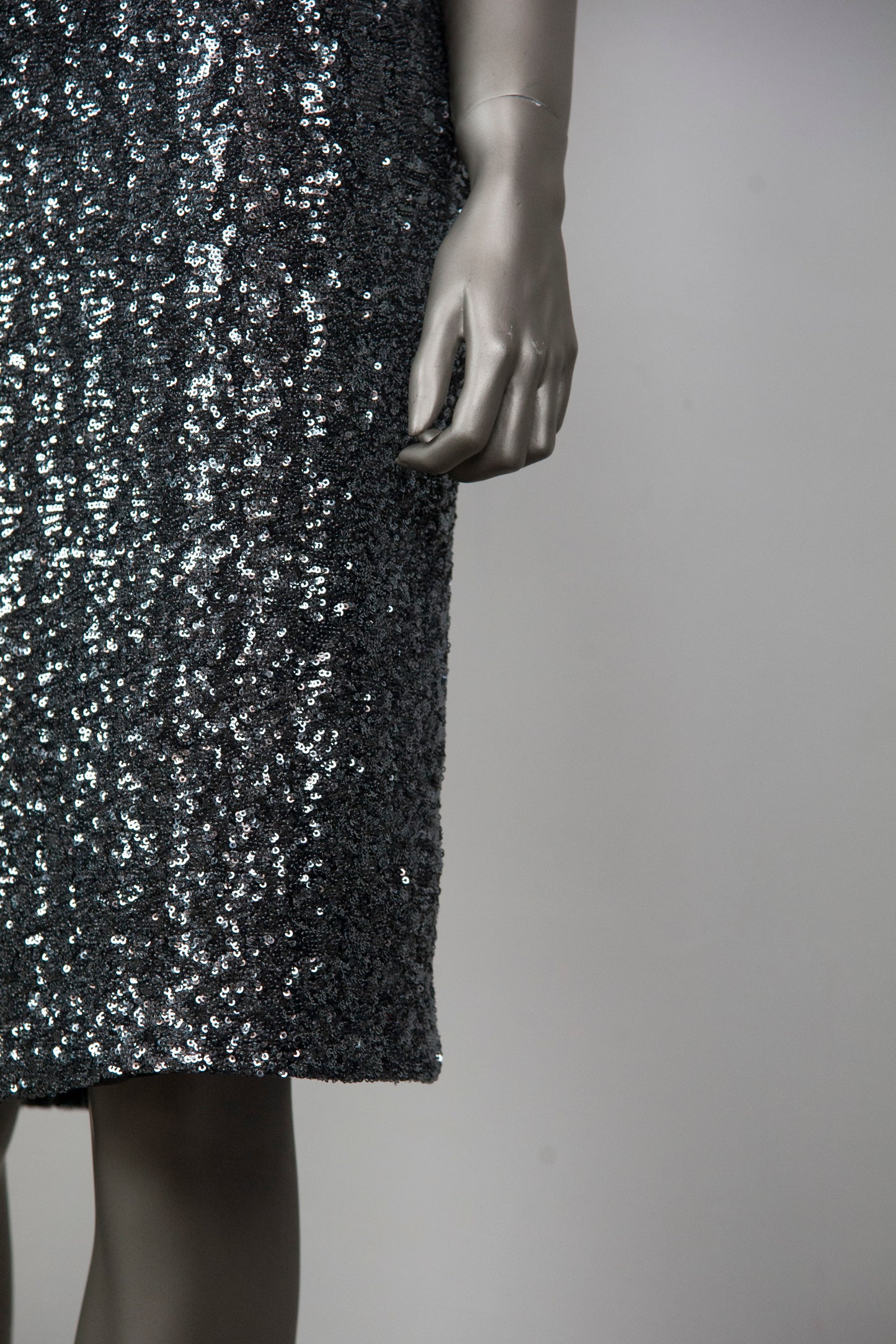N°21 Abito con pailettes argento a maniche corte - Tg. 40 - lesleyluxuryvintage