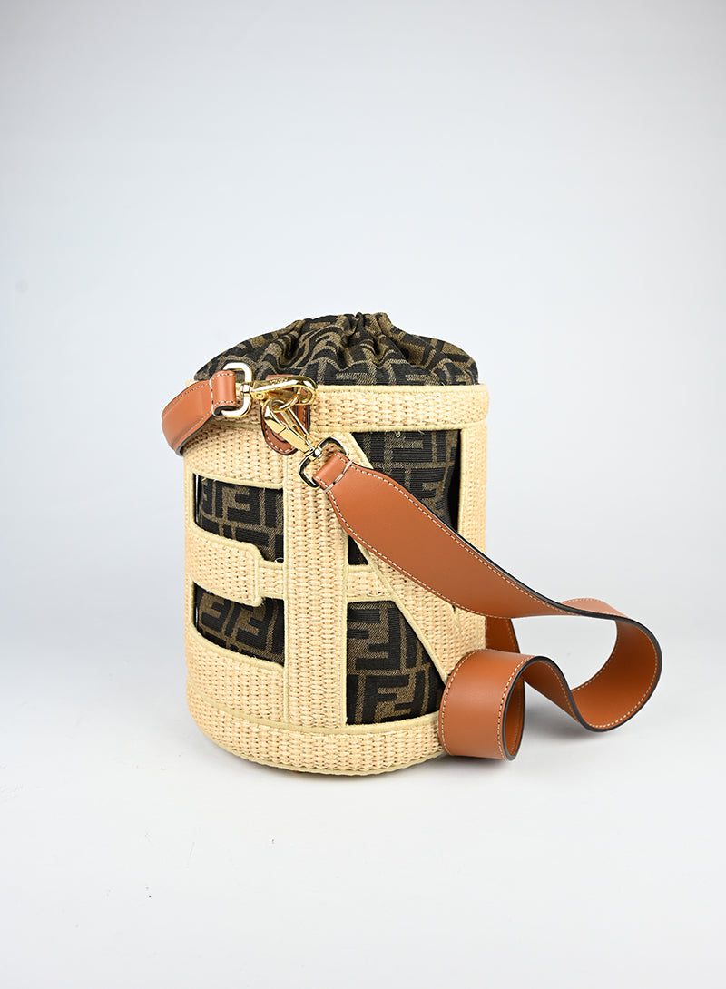Fendi Borsa Step-out in rafia -  lesleyluxuryvintage