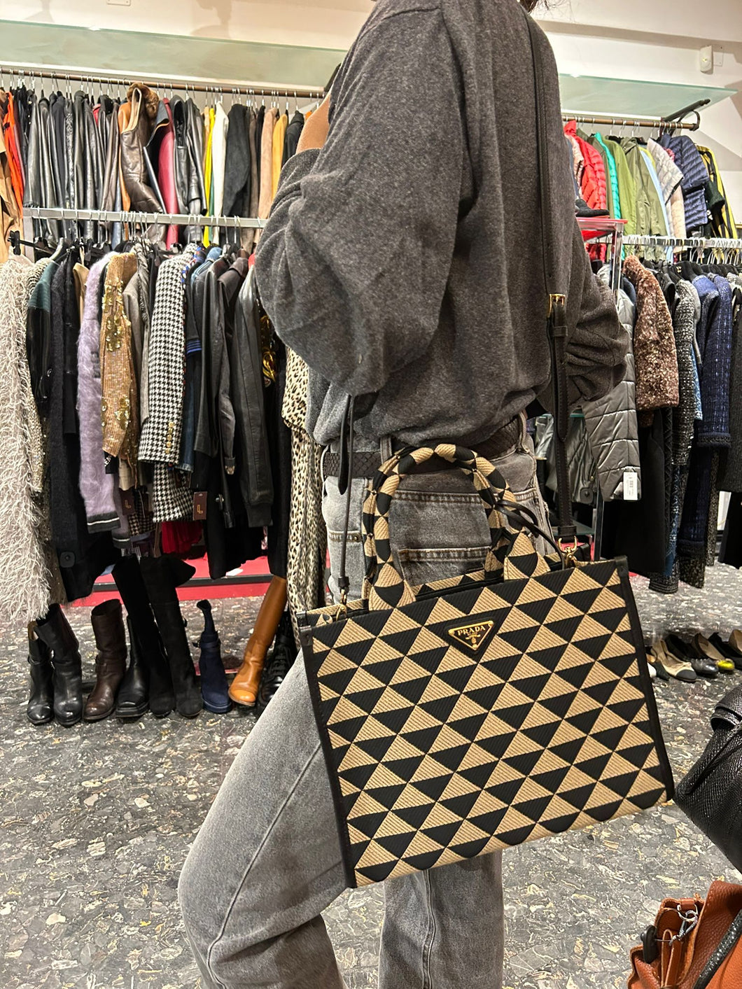 Prada borsa in tessuto operato