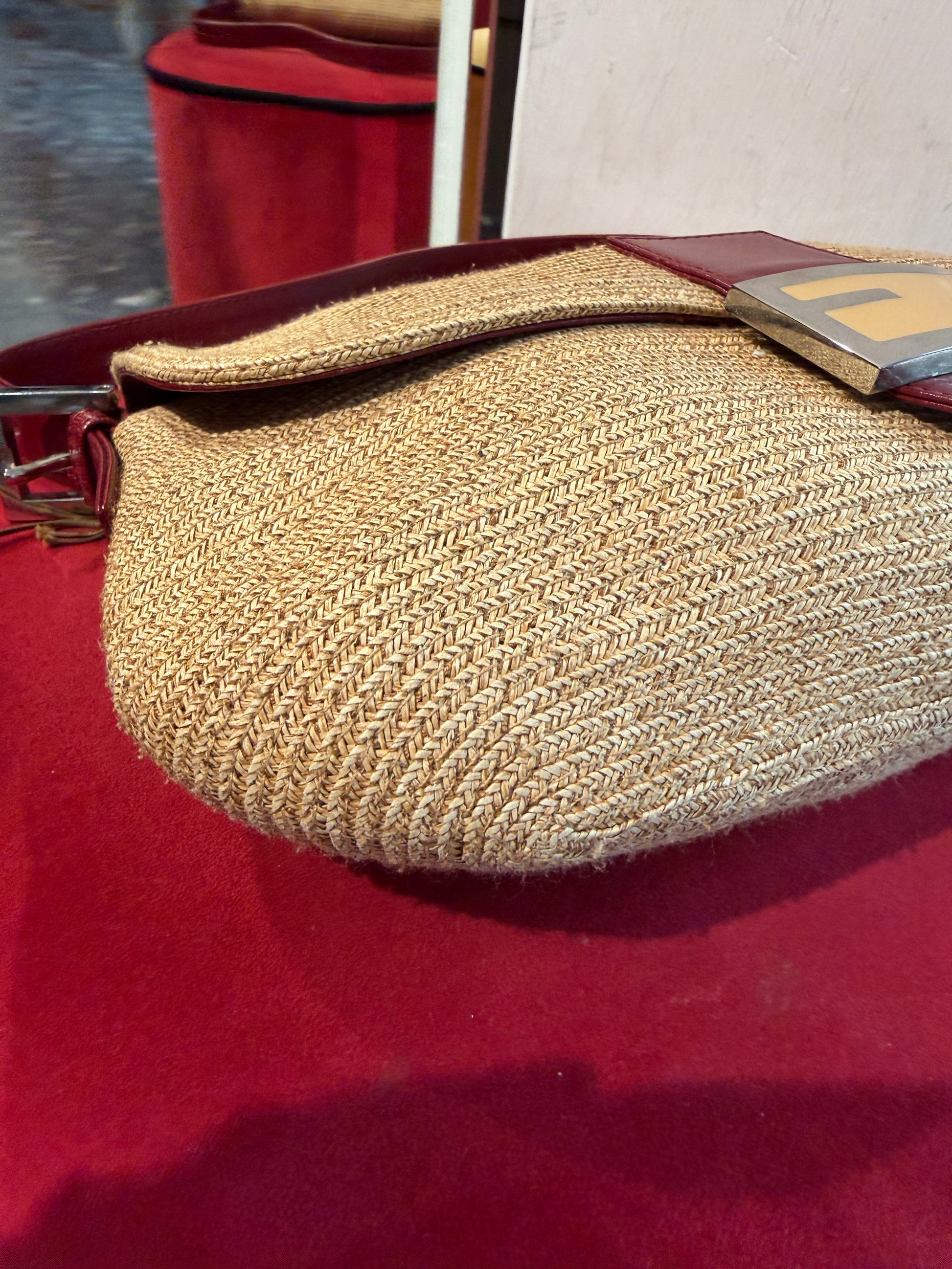 Fendi baguette rafia vintage -  lesleyluxuryvintage