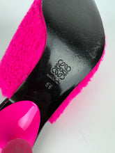 Carica l&#39;immagine nel visualizzatore di Gallery, Loewe mules fuxia
