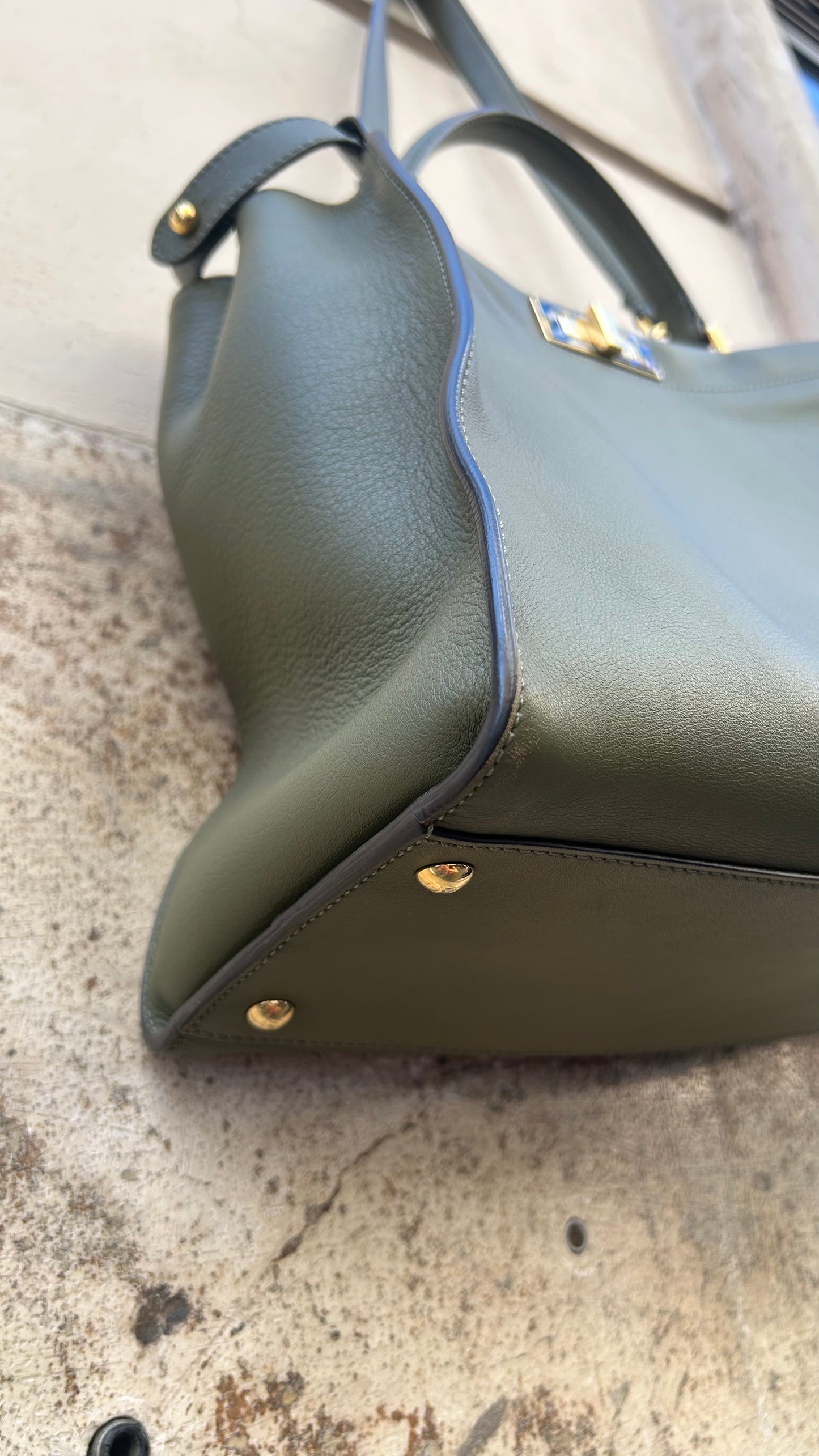 Fendi Peekaboo Grande