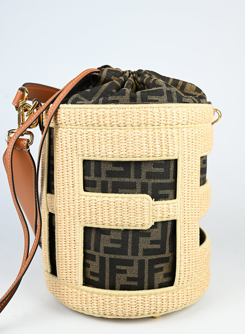 Fendi Borsa Step-out in rafia -  lesleyluxuryvintage