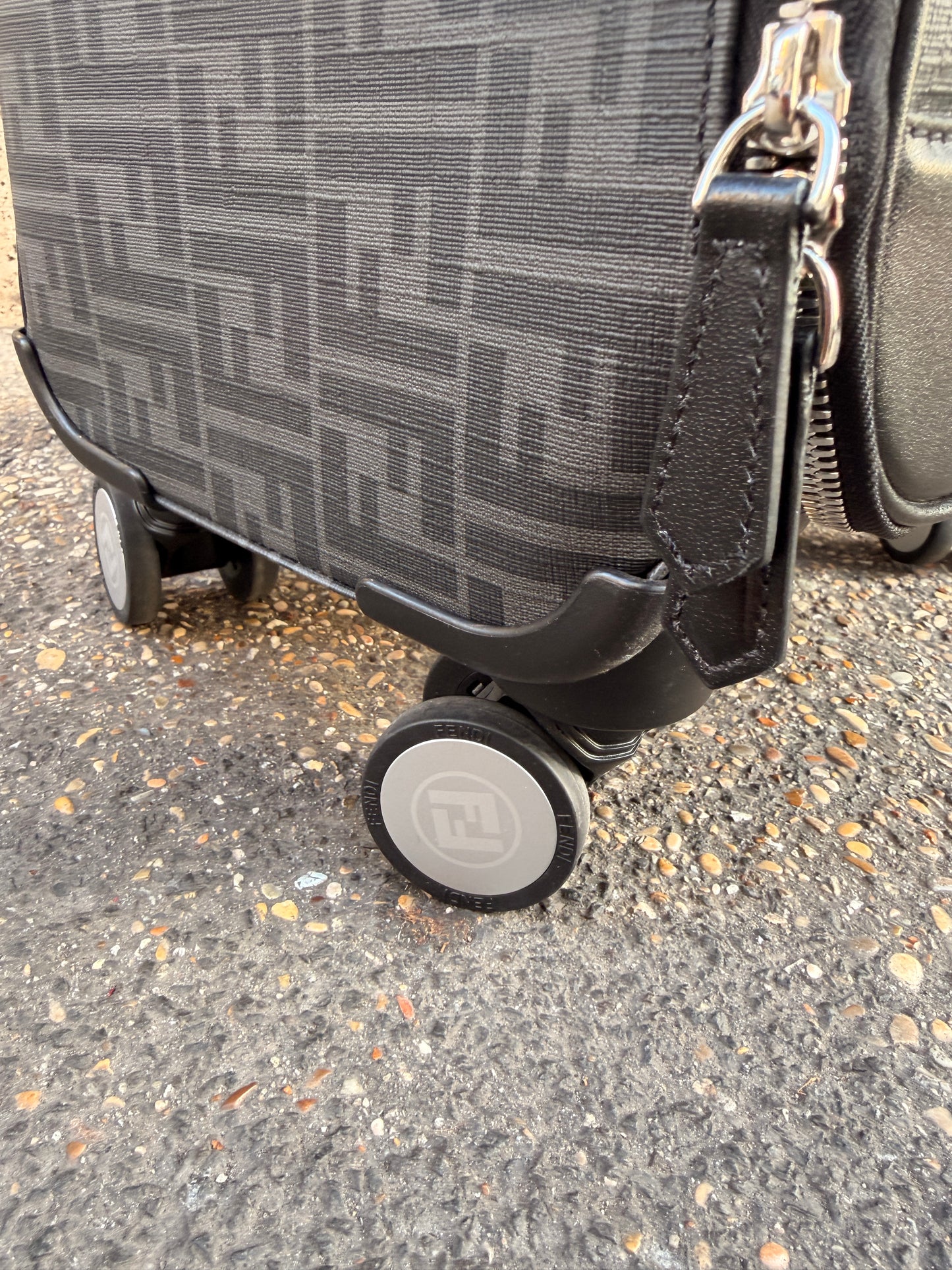 Fendi trolley grigio e nero zucca