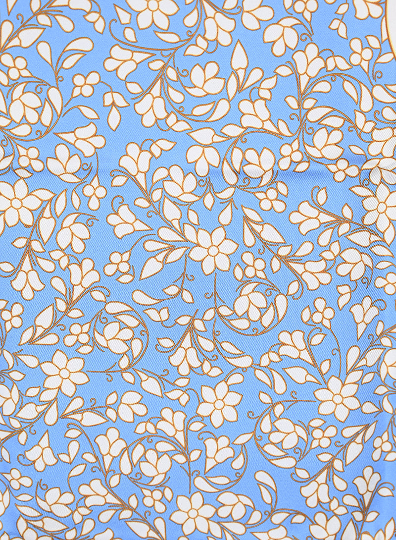 Chanel Foulard celeste con fiori -  lesleyluxuryvintage
