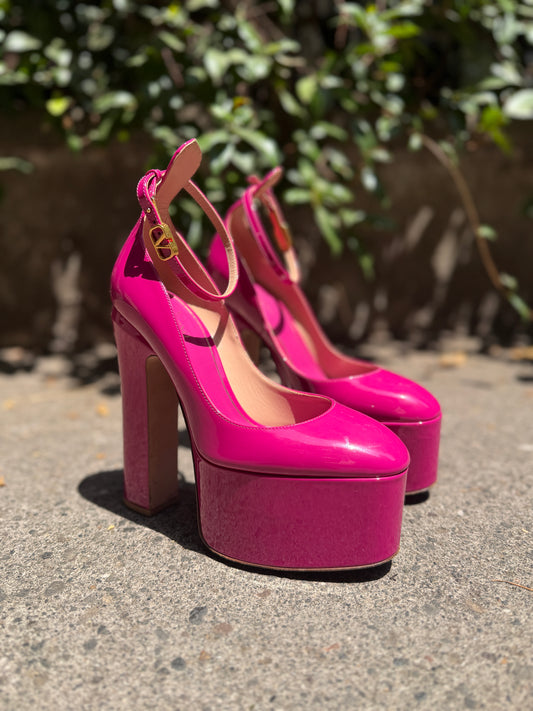 Valentino pump platform tan-go fucsia