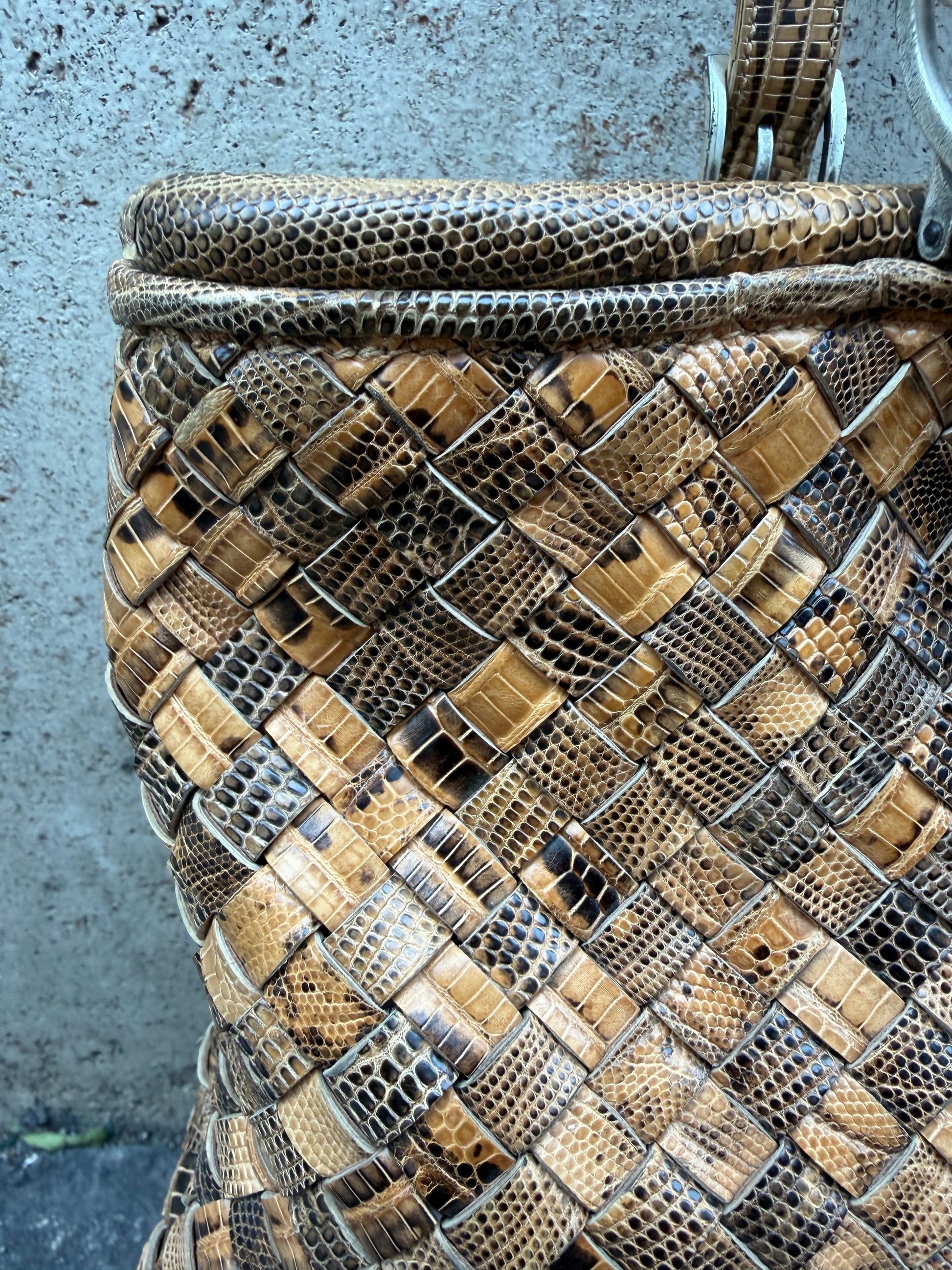 Bottega Veneta borsa in lizard beige nera -  lesleyluxuryvintage
