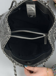 Chanel Borsa a spalla Quilted in pelle argento