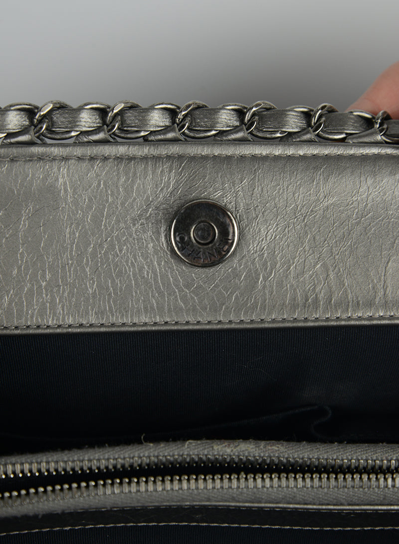 Chanel Borsa a spalla Quilted in pelle argento