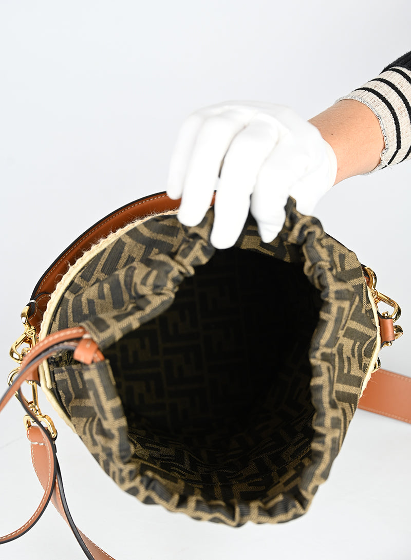Fendi Borsa Step-out in rafia -  lesleyluxuryvintage