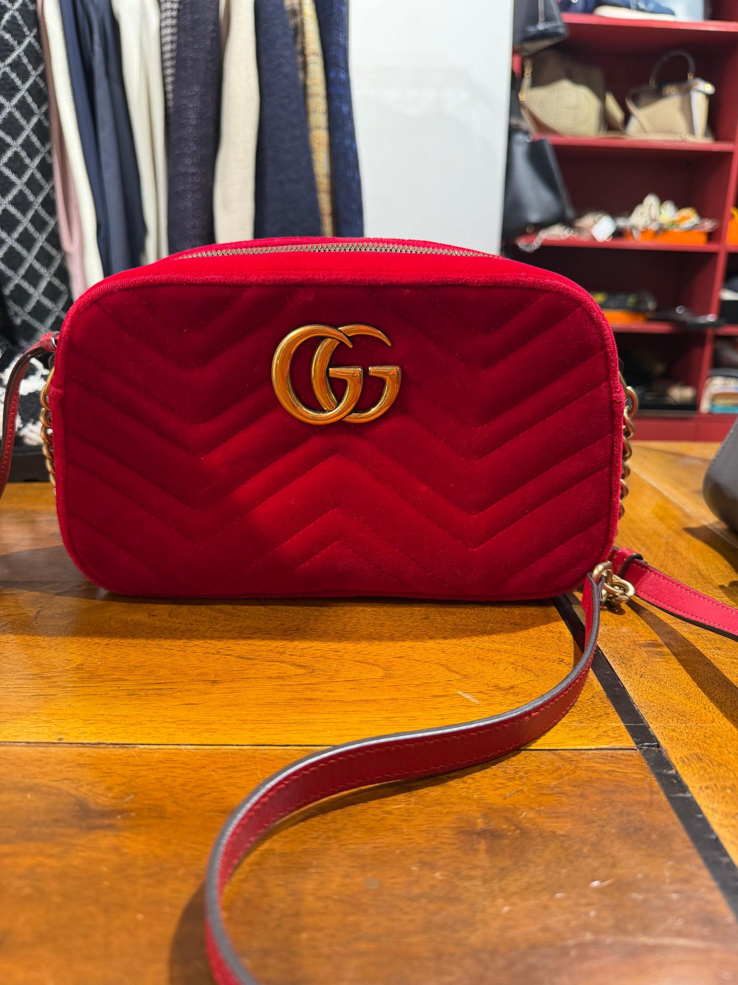 Gucci Camera bag velluto rosso