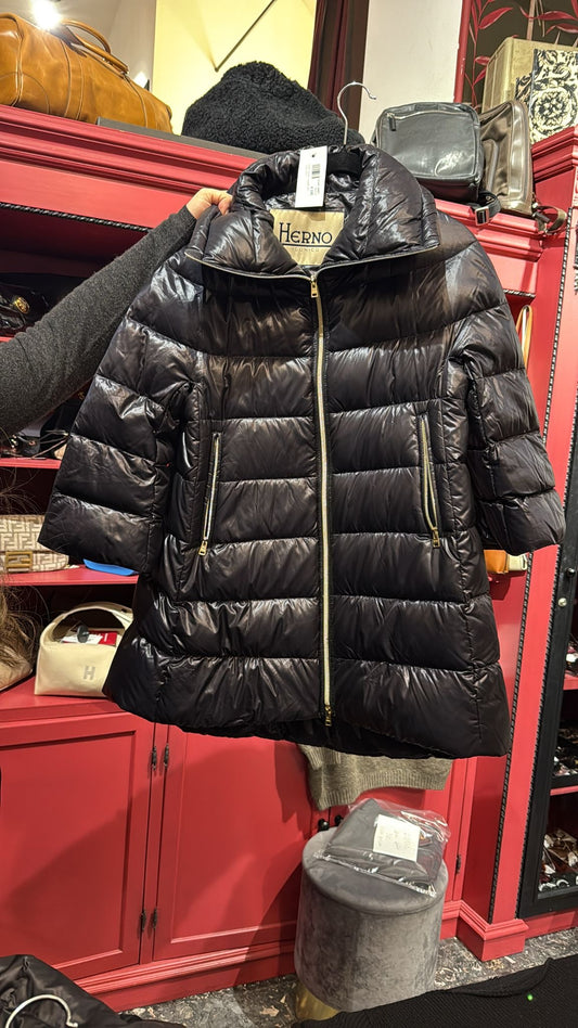 HERNO Plumino Longuette Nero
Lucido -  lesleyluxuryvintage