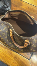 Carica l&#39;immagine nel visualizzatore di Gallery, Louis Vuitton Speedy 35

