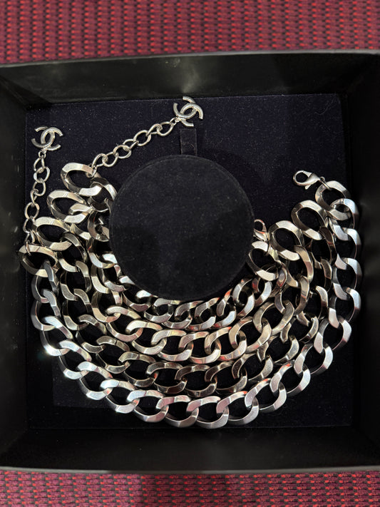 Chanel collana catene RTW F2013