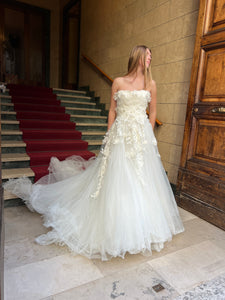 Elie Saab low-cut tulle wedding dress