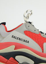 Carica l&#39;immagine nel visualizzatore di Gallery, Balenciaga Sneakers Triple S bianche - N. 38
