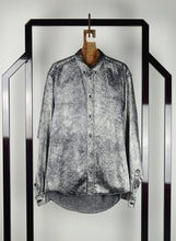 Load image into Gallery viewer, Balenciaga Oversized silver shirt - Size. 46
