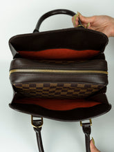 Carica l&#39;immagine nel visualizzatore di Gallery, Louis Vuitton Borsa Triana in Damier marrone
