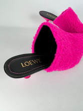Load image into Gallery viewer, Loewe mules fuxia
