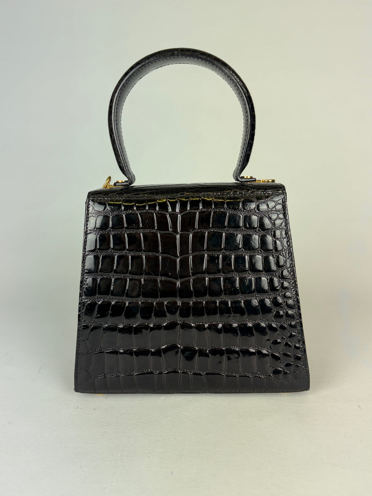 Ferragamo Borsina Iconic Top Handle nera
