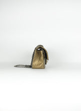 Load image into Gallery viewer, Chanel Borsina 2.55 Reissue in pelle mordorée

