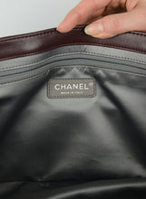 Carica l&#39;immagine nel visualizzatore di Gallery, Chanel Borsa 2.55 in pelle bordeaux
