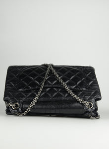 Chanel Inchiostro bag in black matelassé leather