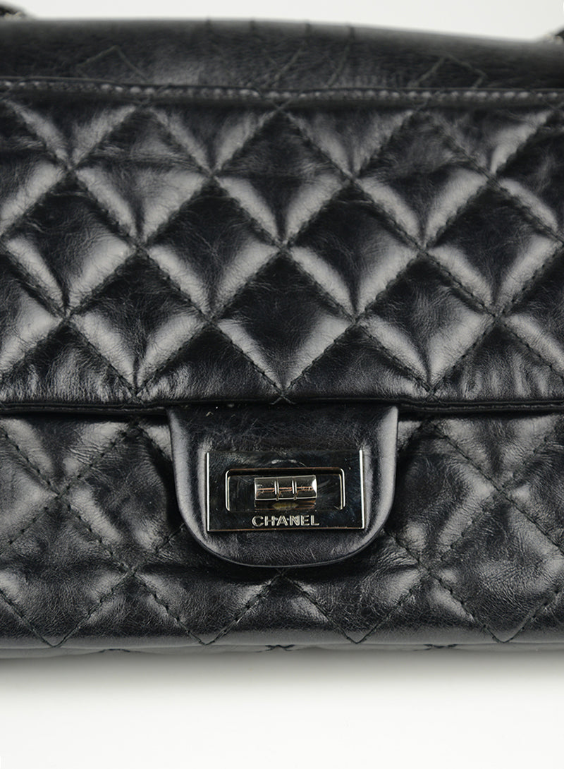 Chanel Inchiostro bag in black matelassé leather