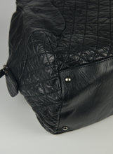 Carica l&#39;immagine nel visualizzatore di Gallery, Chanel Borsa maxi bowling in pelle nera
